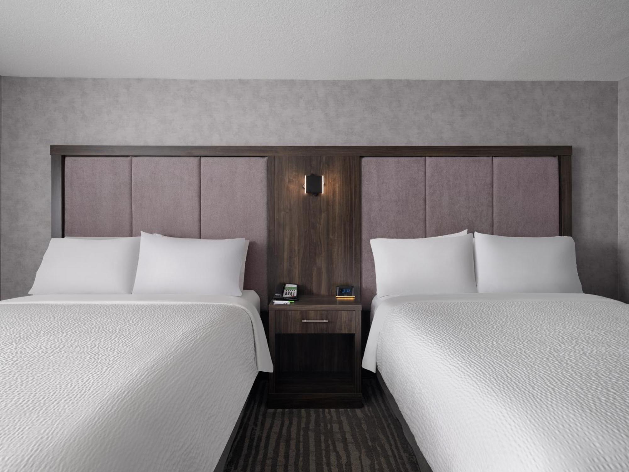 Airport By Ihg Calgary