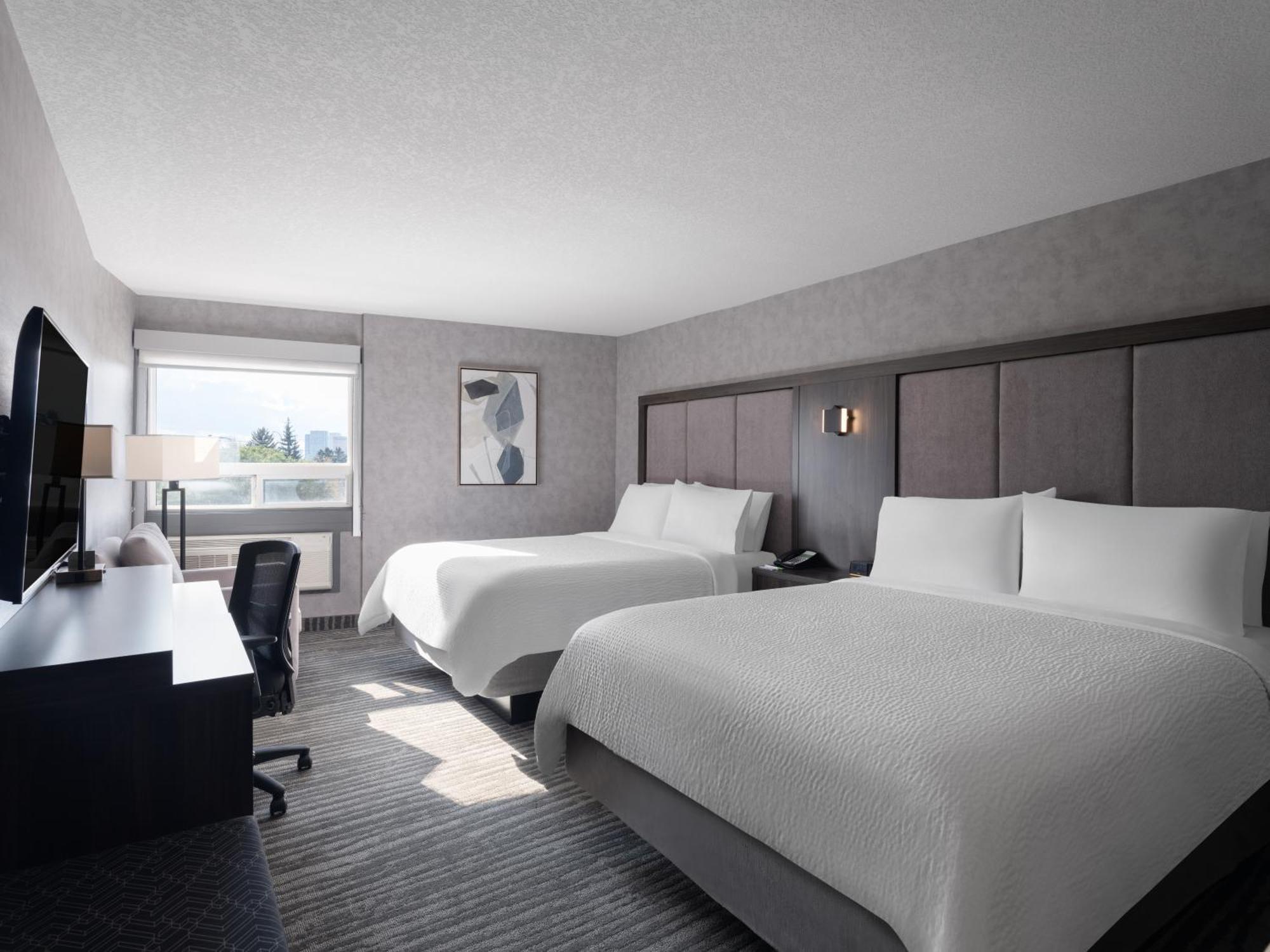 Airport By Ihg Hotel Calgary