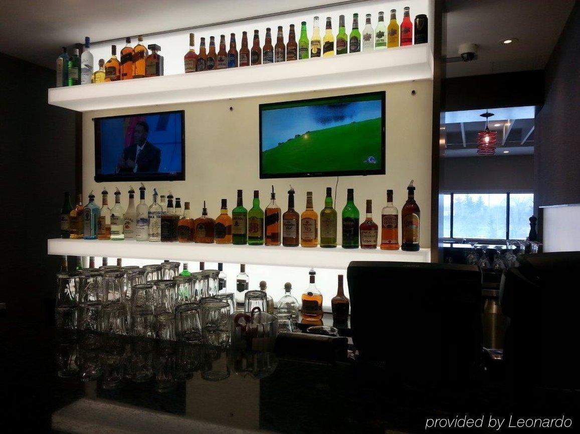Hotel Airport By Ihg Calgary